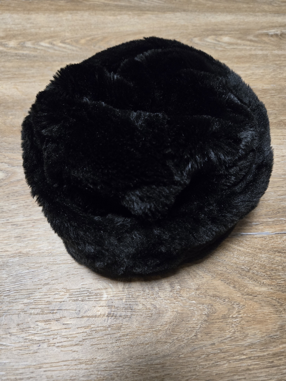 Nine West Black Faux Fur Cloche Hat